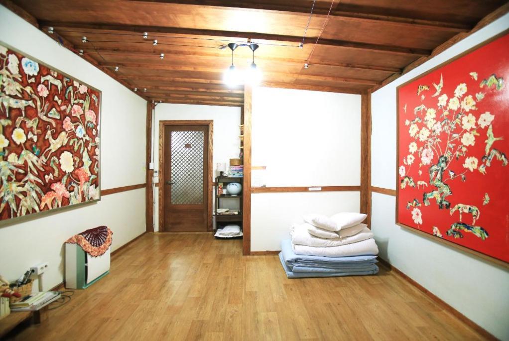 Mongyouhwawon Guesthouse جيونجو المظهر الخارجي الصورة
